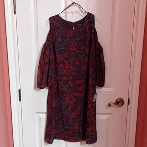 Gabby Skye Cold Shoulder 3/4 Sleeve Shift Dress